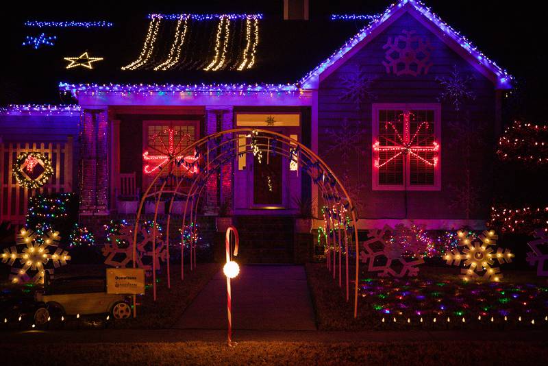 Cape Fear Christmas : Holiday Lights near Wilmington